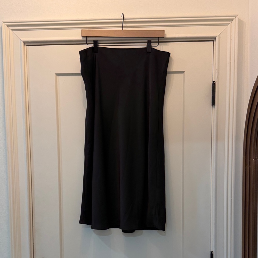 Chic Black Satin Midi Skirt for Women